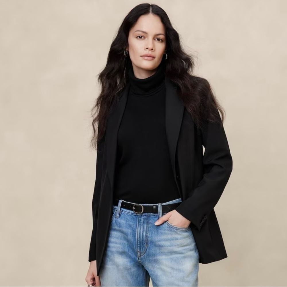 NWT! Banana Republic Black Sculpted Suit Blazer - Size 2 PETITE ONLY 💙